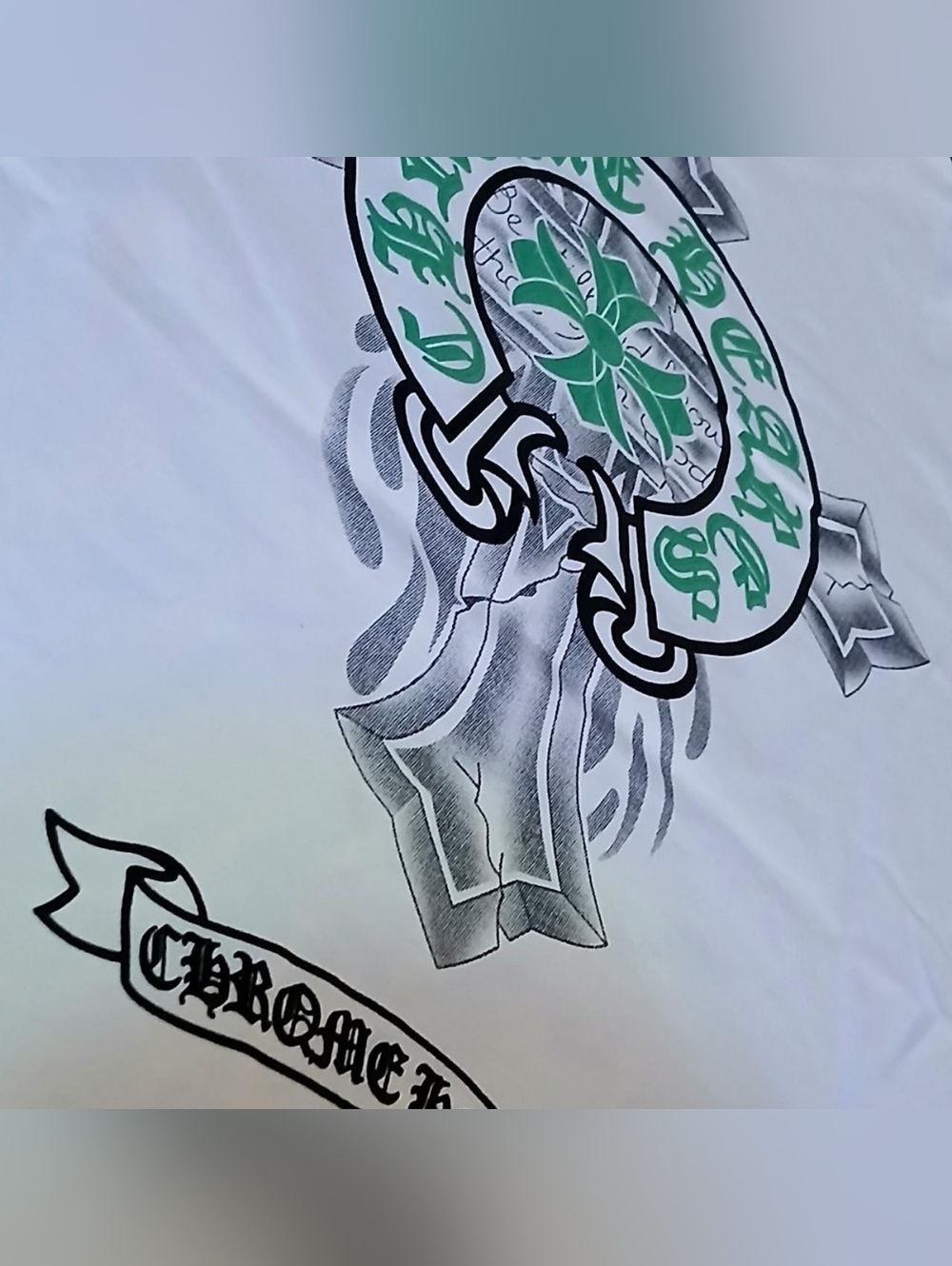 (XL) CH Cross - White/Green COLOR Short Sleeve T-shirt (X-Large)